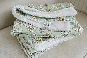 Fleece Blanket - Daisy Days - FROG DOG CO.